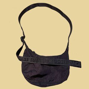 BAGGU Small Nylon Crescent Bag in Chocolate Plum Brown